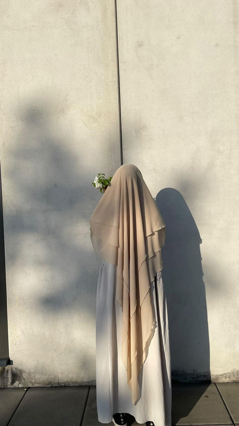 SEERAH.FR Nude Khimar Sana